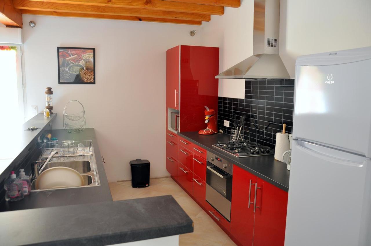Gite Chez Antonin Villeneuve-Lecussan Exteriör bild